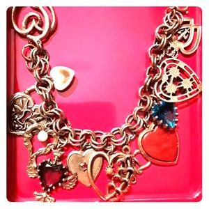 Unique heart charm bracelet!